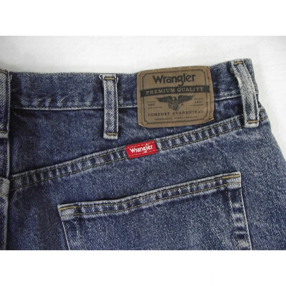 Wrangler Jeans Men's 38 x 30 blue denim pants regular fit straight